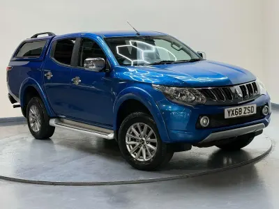 Used Mitsubishi L200 181 HP (133 kW) 2018 Blue Pickup