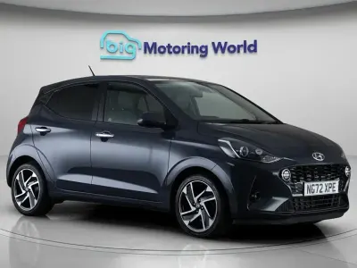 Used Hyundai i10 Premium 67 HP (49 kW) 2023 Grey Hatchback