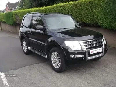 Used Mitsubishi Shogun 2015 Black SUV