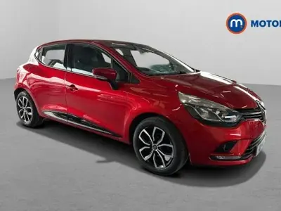 Used Renault Clio Play 76 HP (55 kW) 2019 Red Hatchback