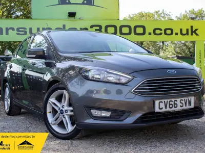 Used Ford Focus Zetec 125 HP (91 kW) 2016 Grey Hatchback