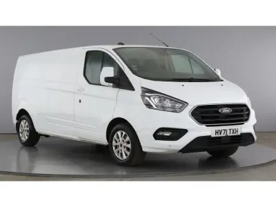 Used Ford Transit Custom Limited 130 HP (95 kW) 2021 White Van