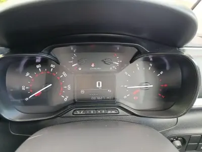 Begagnad Citroën C3 PureTech 82 HK (60 kW) 2023 Brun Halvkombi