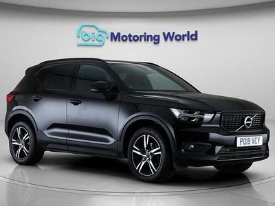 Used Volvo XC40 R-Design 163 HP (119 kW) 2019 Black SUV