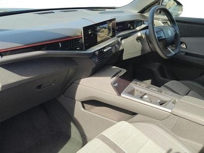 Used Vauxhall Grandland Ultimate 156 kW (213 HP) 2025 Black SUV