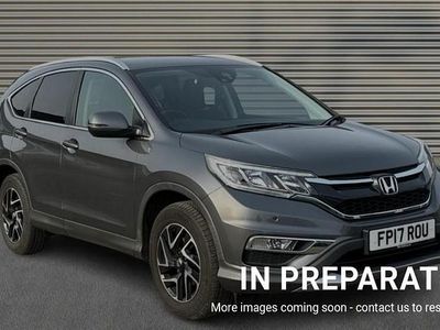 Used Honda CR-V SE Plus 155 HP (114 kW) 2017 Metallic  polished metal SUV