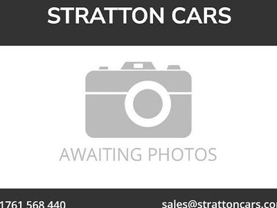 Used Nissan Micra Acenta 90 HP (66 kW) 2018 Orange Hatchback