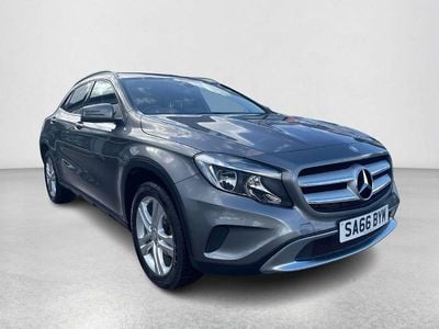 Mercedes GLA200