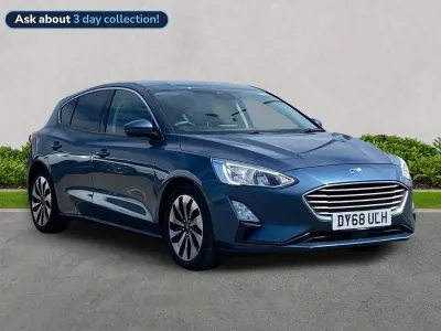 Used Ford Focus Zetec 100 HP (73 kW) 2018 Blue Hatchback