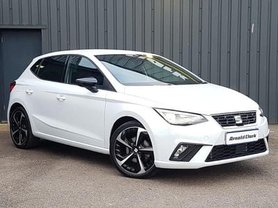 Used Seat Ibiza FR Sport 115 HP (84 kW) 2024 White Hatchback