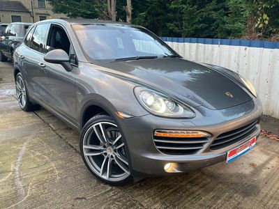 Used Porsche Cayenne 240 HP (176 kW) 2012 Grey SUV