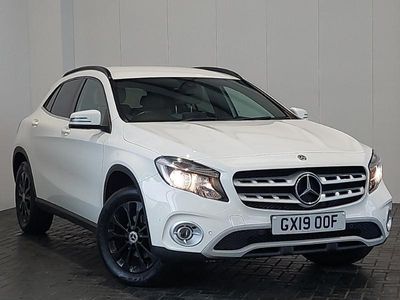 Mercedes GLA200
