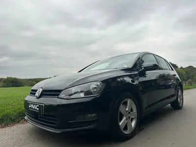 Begagnad VW Golf VII Match 105 HK (77 kW) 2015 Svart Halvkombi