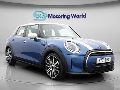 Used Mini Cooper Exclusive 136 HP (100 kW) 2021 Blue Hatchback