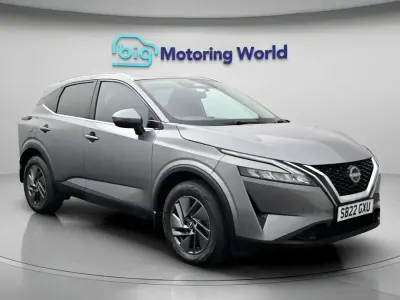 Used Nissan Qashqai Acenta Premium 140 HP (102 kW) 2022 Grey SUV