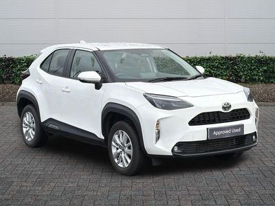 Used Toyota Yaris Hybrid 2024 White Hatchback