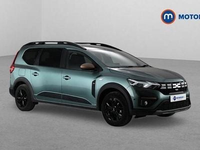 Used Dacia Jogger Extreme 141 HP (103 kW) 2024 Green MPV