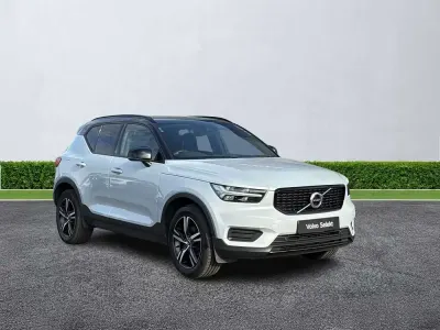 Used Volvo XC40 R-Design 163 HP (119 kW) 2022 Silver SUV