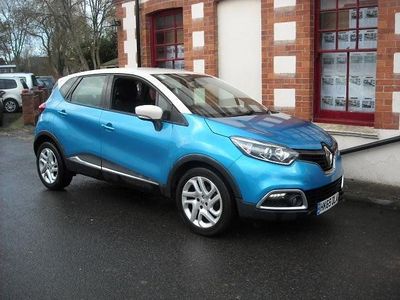 Used Renault Captur Dynamique 90 HP (66 kW) 2016 Blue SUV