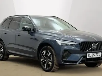 Usado Volvo XC60 Plus 250 HP (183 kW) 2025 Azul SUV