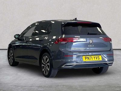 Używany VW Golf VII Active 130 KM (95 kW) 2021 Szary Hatchback