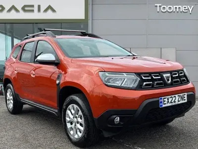 Begagnad Dacia Duster Comfort 131 HK (96 kW) 2022 Orange SUV