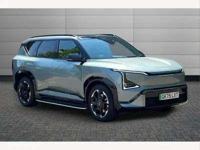 Used Kia EV5 GT-Line S 160 kW (218 HP) 2025 Green SUV