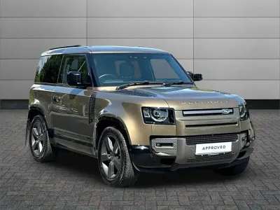Used Land Rover Defender HSE Dynamic 245 HP (180 kW) 2025 Brown SUV