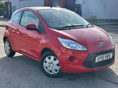 Usado Ford Ka 69 HP (50 kW) 2015 Vermelho Citadino