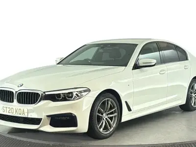 Gebraucht BMW 520 M Sport 190 PS (139 kW) 2020 Weiß Limousine