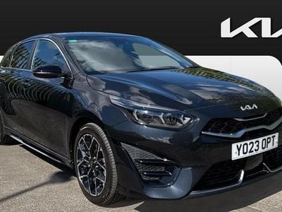 Usado Kia Ceed GT-Line 160 HP (117 kW) 2023 Preto Citadino