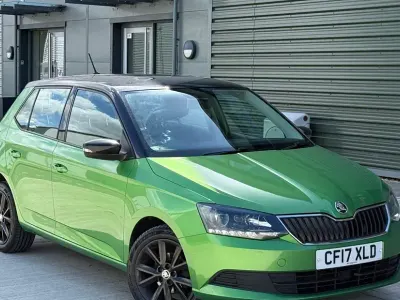 Used Skoda Fabia Colour Edition 90 HP (66 kW) 2017 Green Hatchback