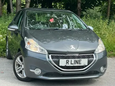 Used Peugeot 208 Active 95 HP (69 kW) 2013 Grey Hatchback