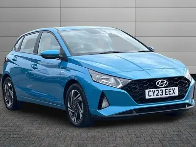 Used Hyundai i20 SE 100 HP (73 kW) 2023 Intense blue Hatchback