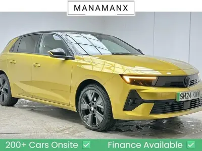 Usado Vauxhall Astra 114 kW (156 HP) 2024 Amarelo Citadino