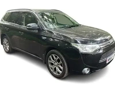 Used Mitsubishi Outlander P-HEV 2014 Estate