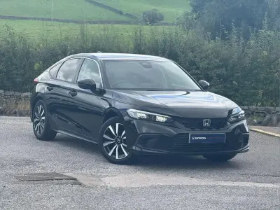 Used Honda Civic Elegance 143 HP (105 kW) 2025 Black Hatchback
