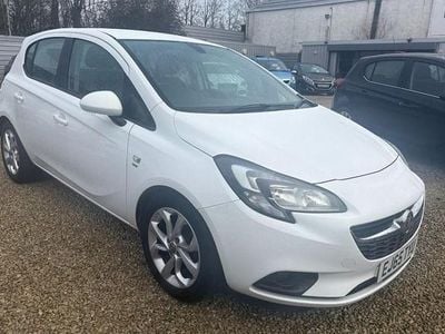 Used Vauxhall Corsa S 90 HP (66 kW) 2015 White Hatchback