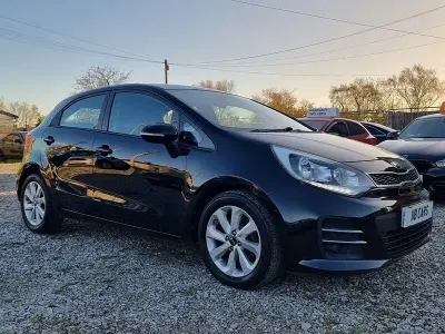 Used Kia Rio 90 HP (66 kW) 2015 Black Hatchback