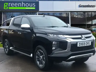 Used Mitsubishi L200 150 HP (110 kW) 2019 Black Pickup