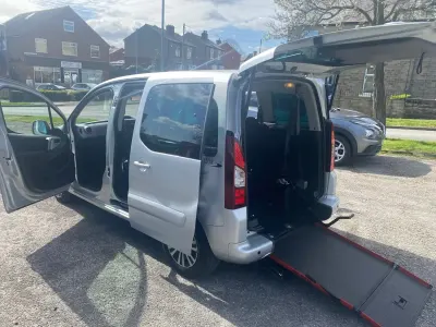 Usado Peugeot Partner Access 2019 Prateado Monovolume