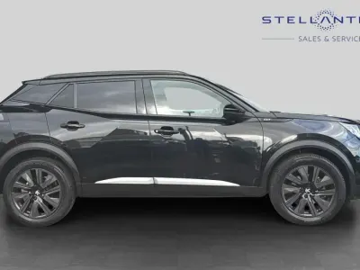 Używany Peugeot 2008 Premium 153 KM (112 kW) 2021 Czarny SUV