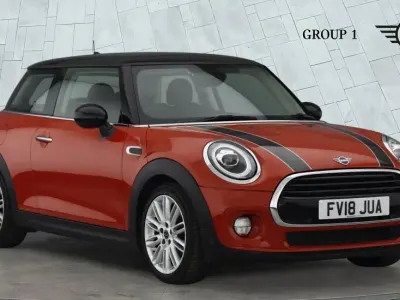 Used Mini Cooper Hatch 134 HP (98 kW) 2018 Orange Hatchback