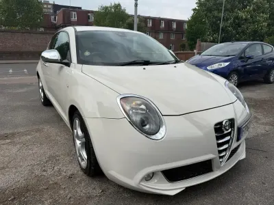 Begagnad Alfa Romeo MiTo Distinctive 105 HK (77 kW) 2013 Vit Halvkombi