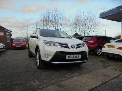 White Used 2013 Toyota RAV4 Estate | £6,495 (Good price)
