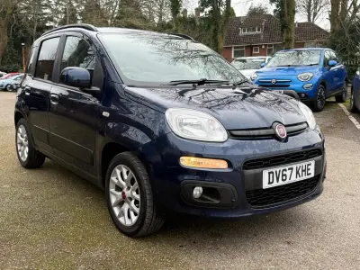 Usado Fiat Panda Lounge 85 HP (62 kW) 2017 Azul Citadino