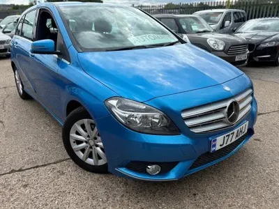 Begagnad Mercedes B180
