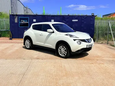 Used Nissan Juke N-Connecta 115 HP (84 kW) 2018 White SUV