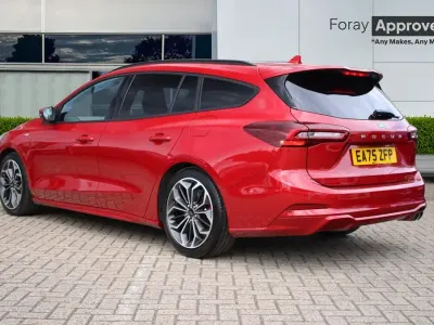 Used Ford Focus ST-Line X 2025 Red Estate