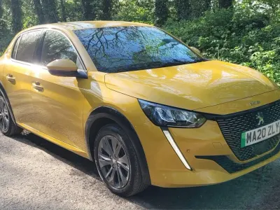 Used Peugeot e-208